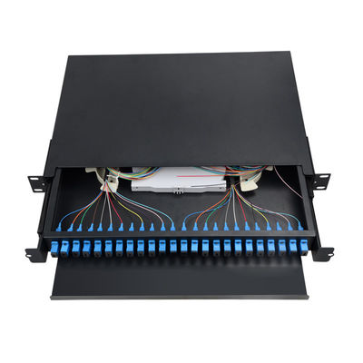 1U Fiber Bağlantı Paneli 24 Bağlantı Noktalı Siyah Fiber Optik Sonlandırma Kutusu Raf Montajı