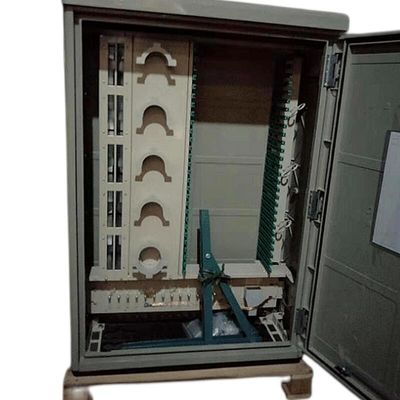 SMC Fiber Çapraz Bağlantı Sokak Kabini FTTH Metal 288 çekirdekli FDT Kutusu