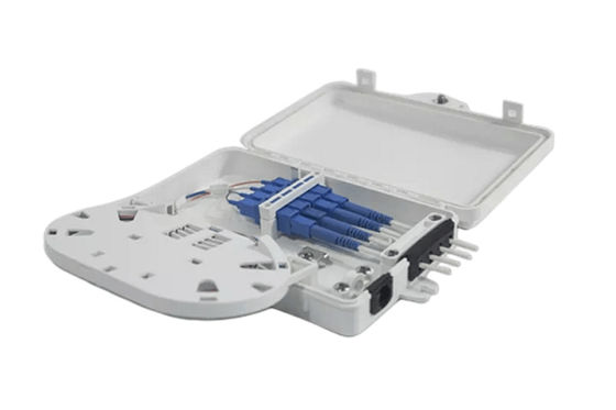 4Port Fiber Optik Terminal Kutusu SC Simplex SM Kabloları Beyaz Suya Dayanıklı IP-66