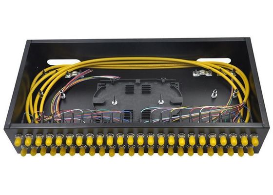 Sabit Fiber Optik Raf Montaj Muhafazası 12 Çekirdek Bağlantı Paneli 1U St Upc Adaptörü