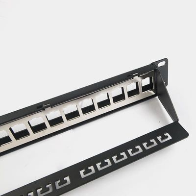 Yönetim Çubuğu ile RJ45 Ağ Yama Paneli 24 Bağlantı Noktalı 1U Keystone C5 / C5E C6