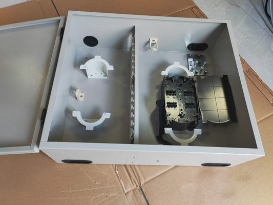 Özel 72Port 144Core SC/LC/FC/ST 1 Kapılı Duvar Montajı Fiber Enclosure Metal ODF